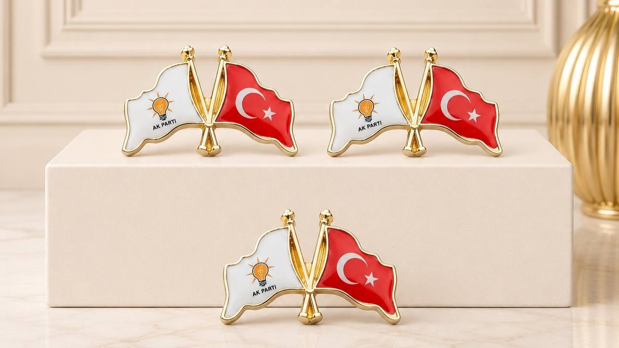 AKP rozet ve Türk bayrağı rozet modeli - toptan parti rozeti